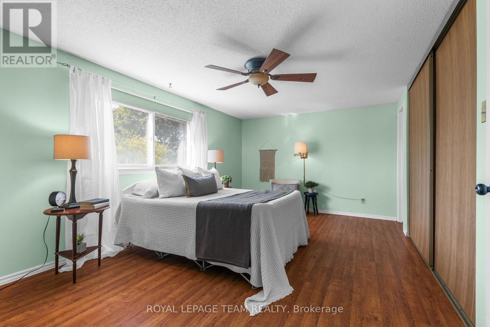1155 Sauterne Park, Ottawa, Ontario  K1C 2H3 - Photo 23 - X12450686