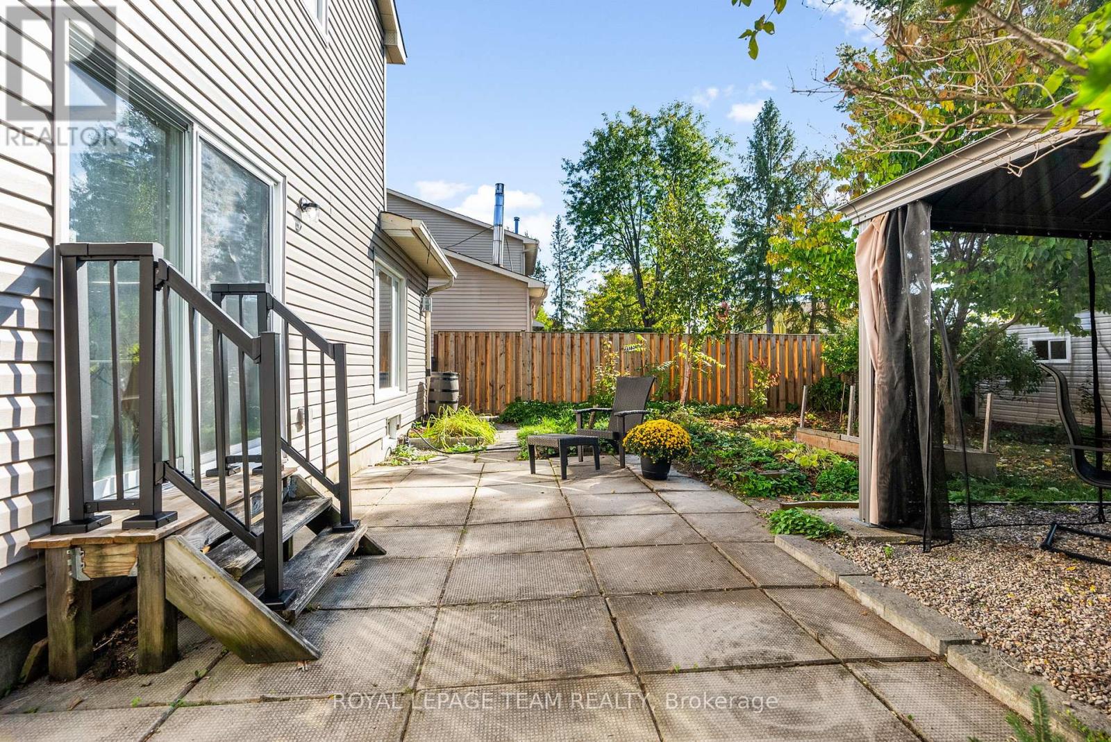 1155 Sauterne Park, Ottawa, Ontario  K1C 2H3 - Photo 36 - X12450686