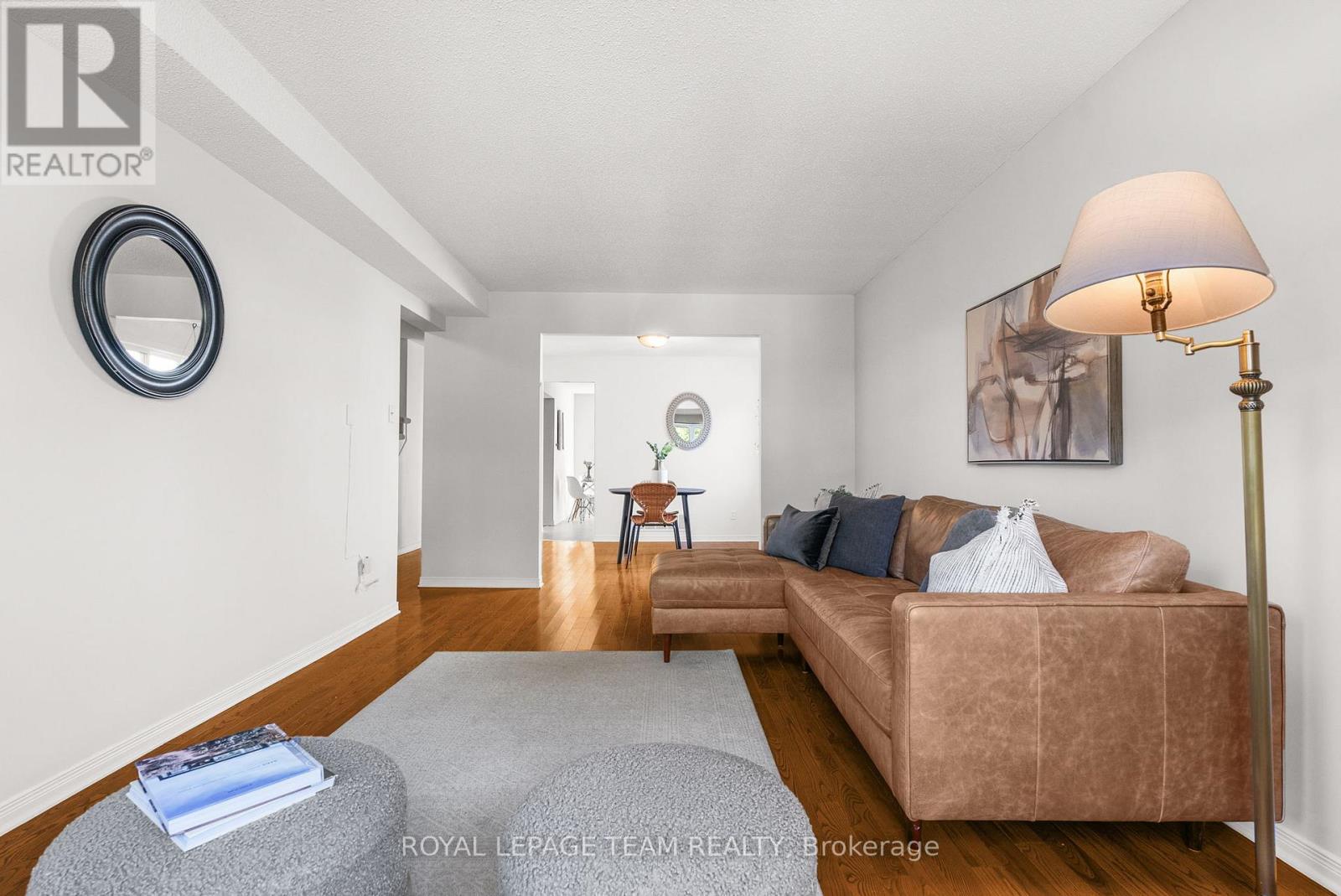 1155 Sauterne Park, Ottawa, Ontario  K1C 2H3 - Photo 8 - X12450686