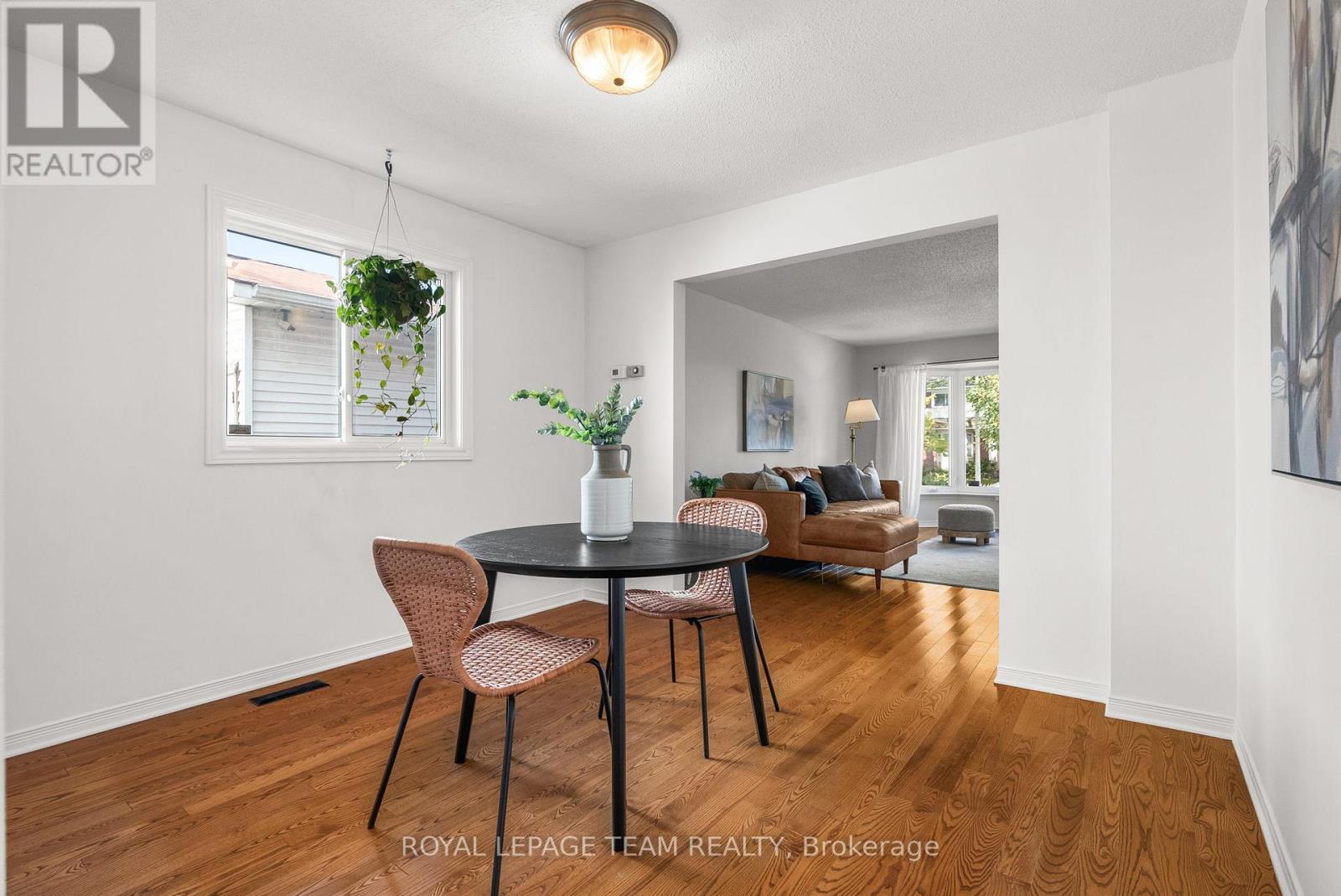 1155 Sauterne Park, Ottawa, Ontario  K1C 2H3 - Photo 9 - X12450686