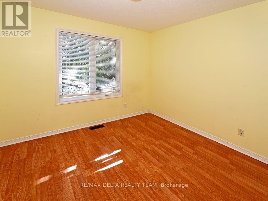 138 Montana Way, Ottawa, Ontario  K2J 4M4 - Photo 18 - X12450696