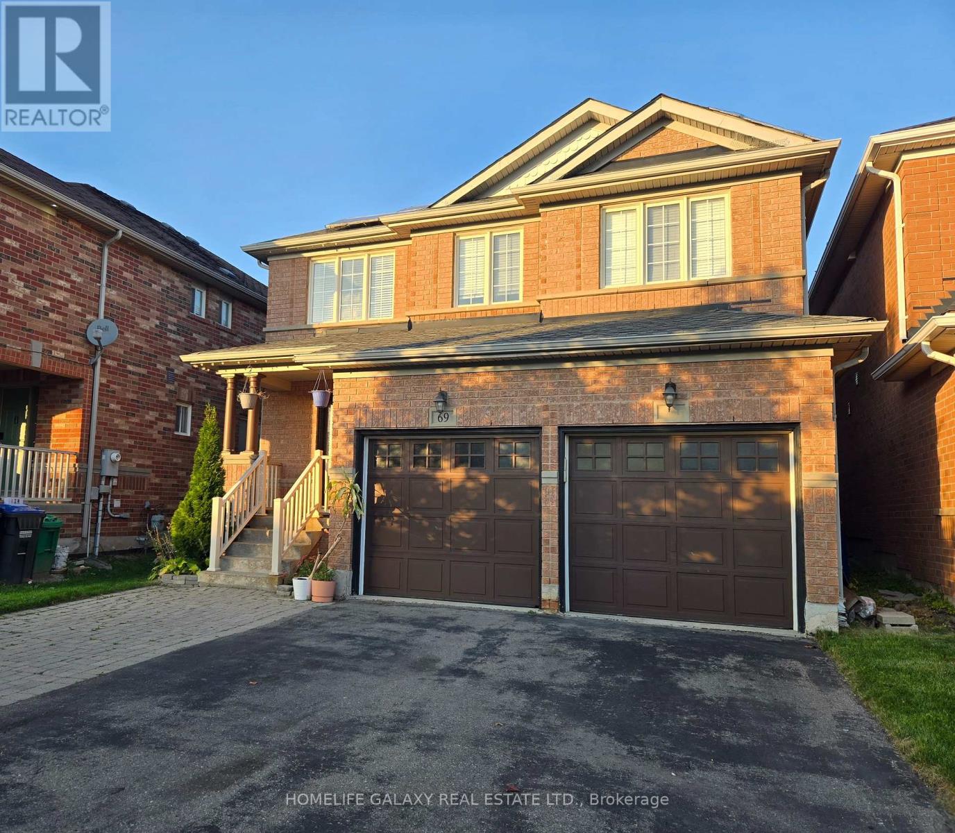 69 Crown Victoria Drive, Brampton (Fletcher's Meadow), Ontario  L7A 3X1 - Photo 2 - W12450618