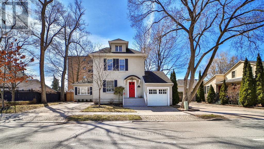 128 CHISHOLM STREET, Oakville, Ontario