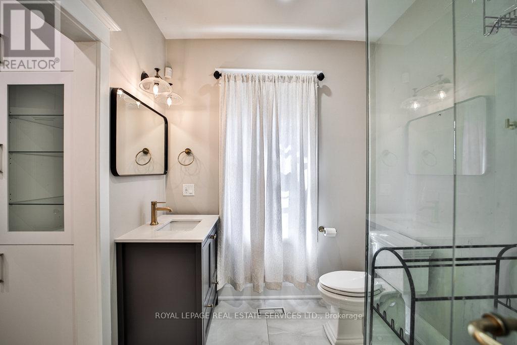 128 Chisholm Street, Oakville, Ontario  L6K 3J2 - Photo 22 - W12450622