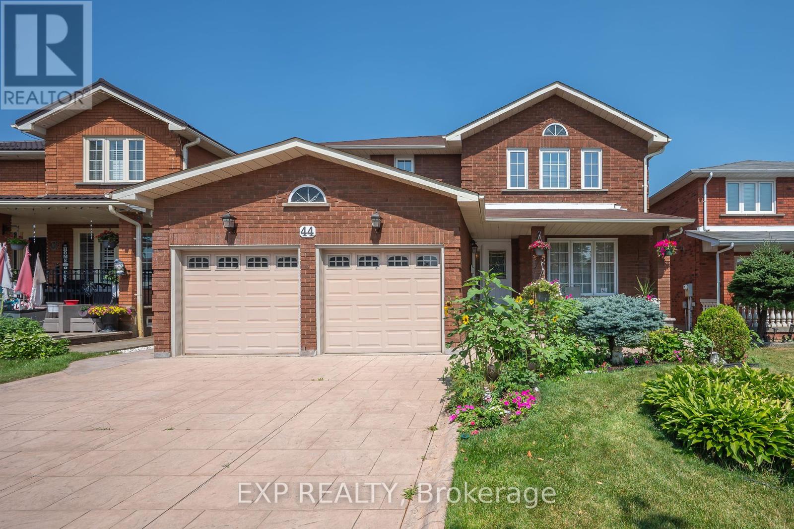 44 WEXFORD ROAD, Brampton, Ontario
