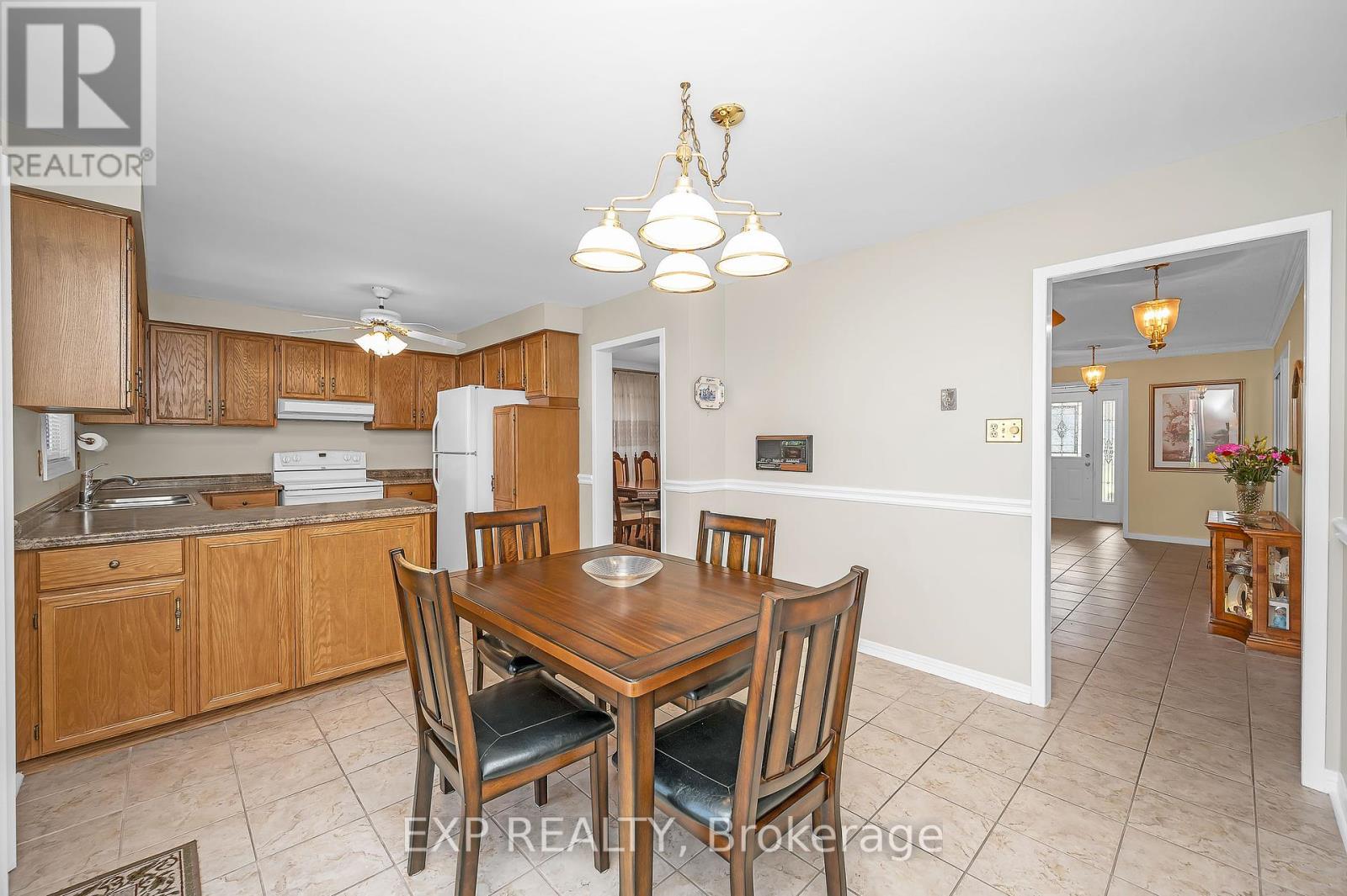 44 Wexford Road, Brampton, Ontario  L6Z 2W3 - Photo 22 - W12450634