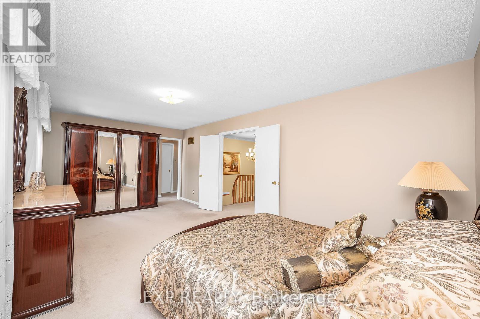 44 Wexford Road, Brampton, Ontario  L6Z 2W3 - Photo 26 - W12450634