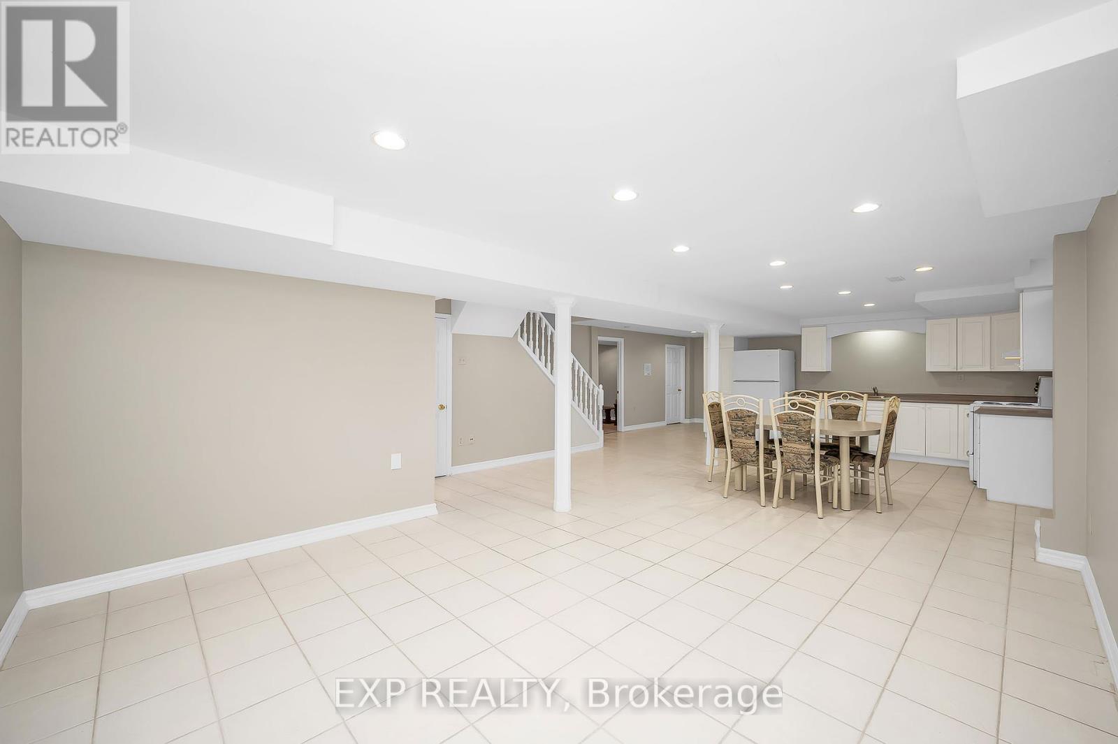 44 Wexford Road, Brampton, Ontario  L6Z 2W3 - Photo 33 - W12450634