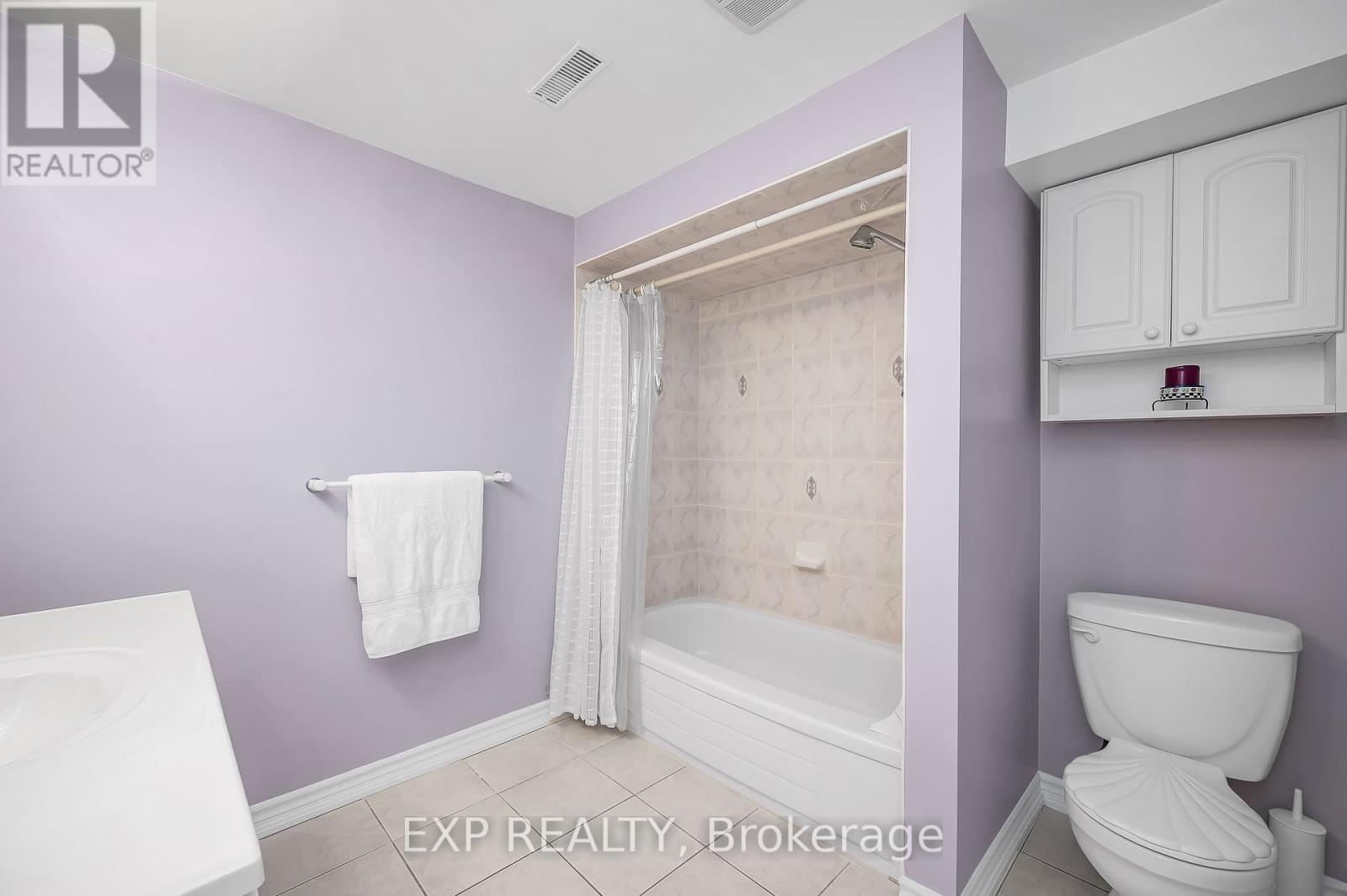 44 Wexford Road, Brampton, Ontario  L6Z 2W3 - Photo 34 - W12450634