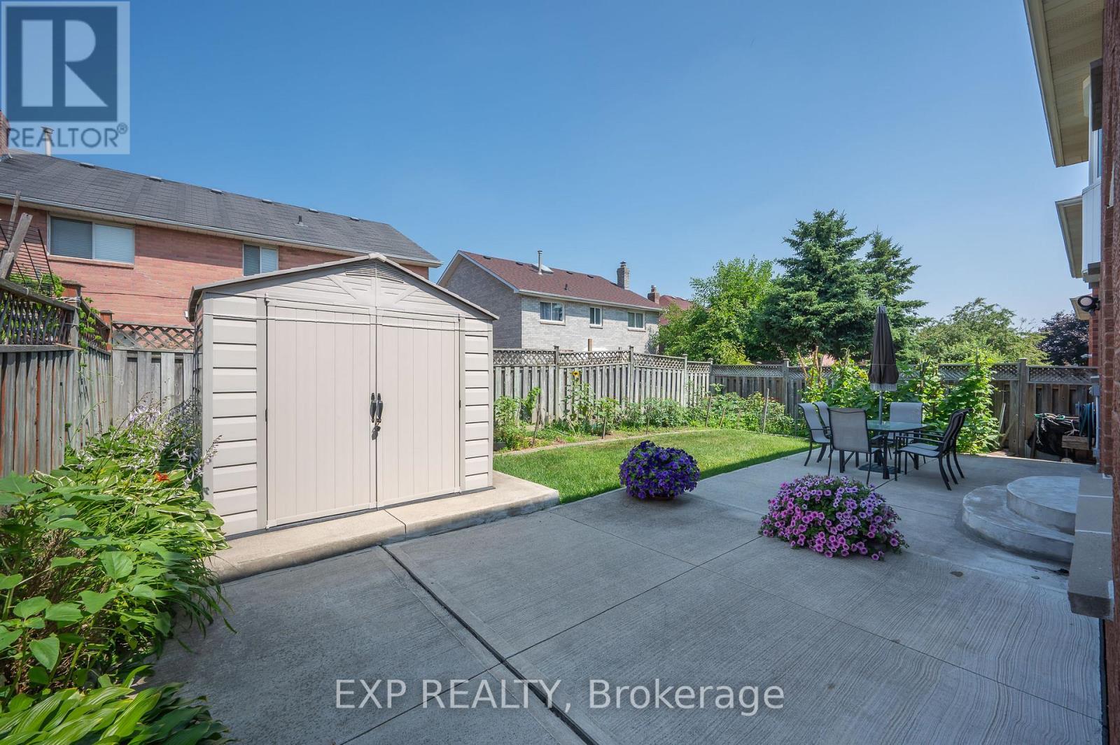44 Wexford Road, Brampton, Ontario  L6Z 2W3 - Photo 36 - W12450634