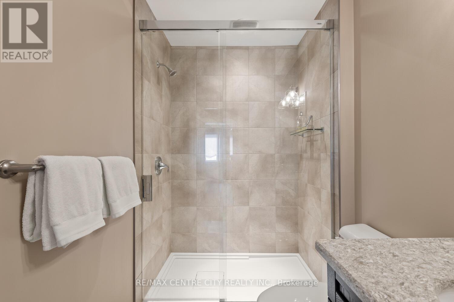 24-2081 Wallingford Avenue, London North, Ontario  N6G 0K1 - Photo 29 - X12450645