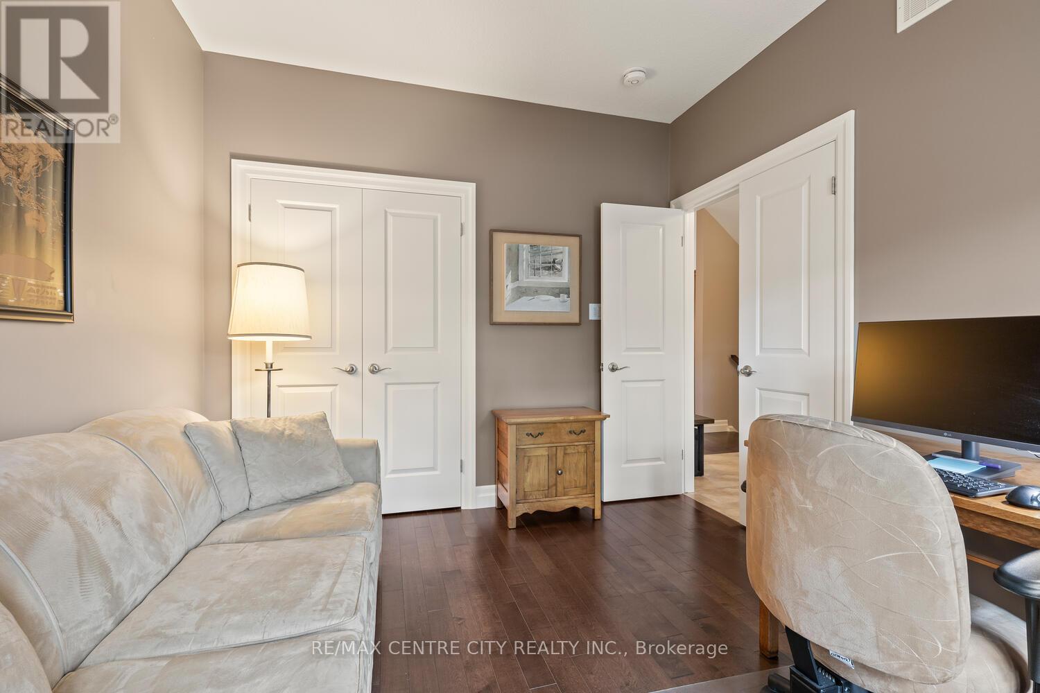 24-2081 Wallingford Avenue, London North, Ontario  N6G 0K1 - Photo 6 - X12450645