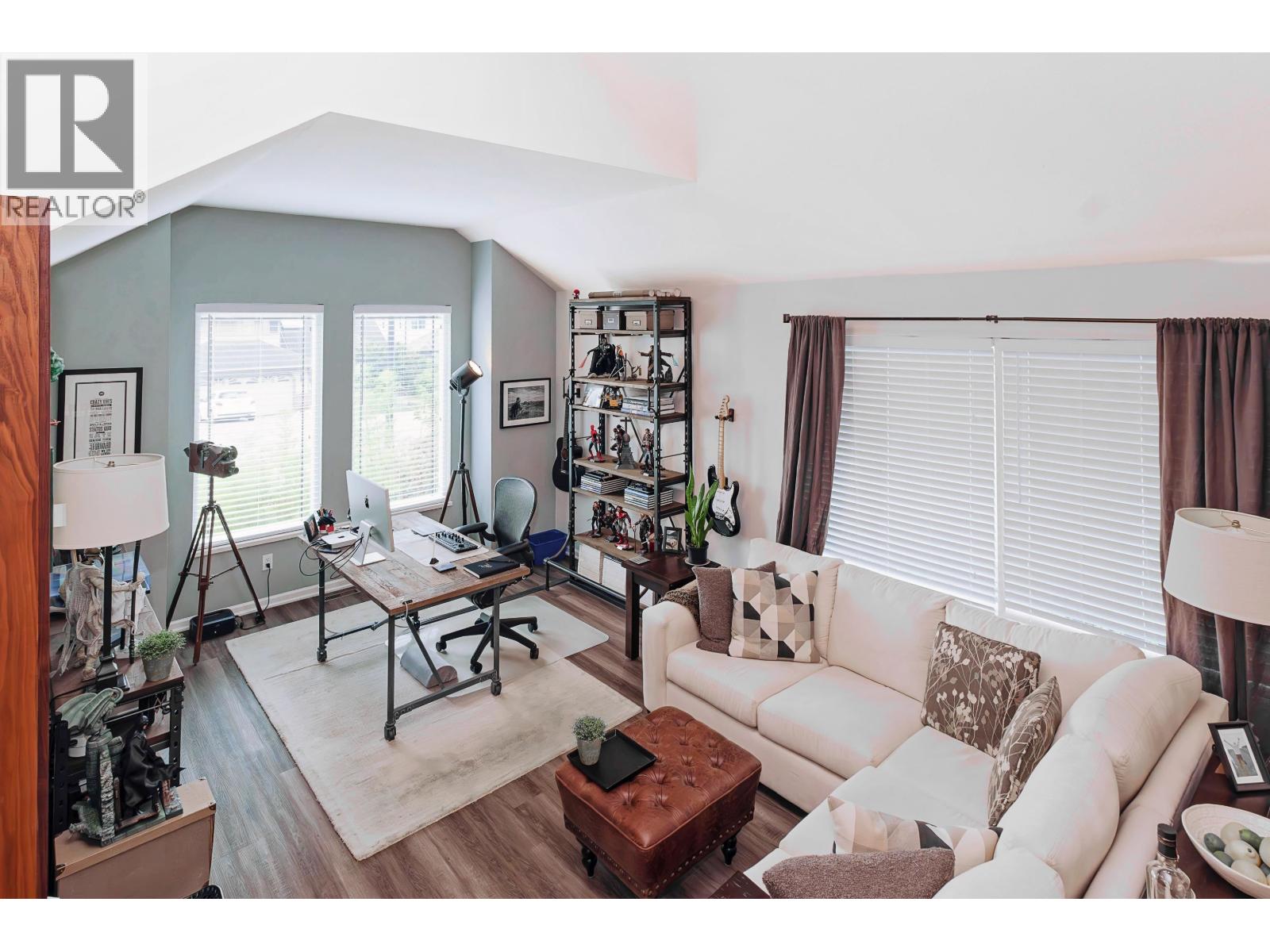 23508 Tamarack Lane, Maple Ridge, British Columbia  V2W 1A9 - Photo 7 - R3056167