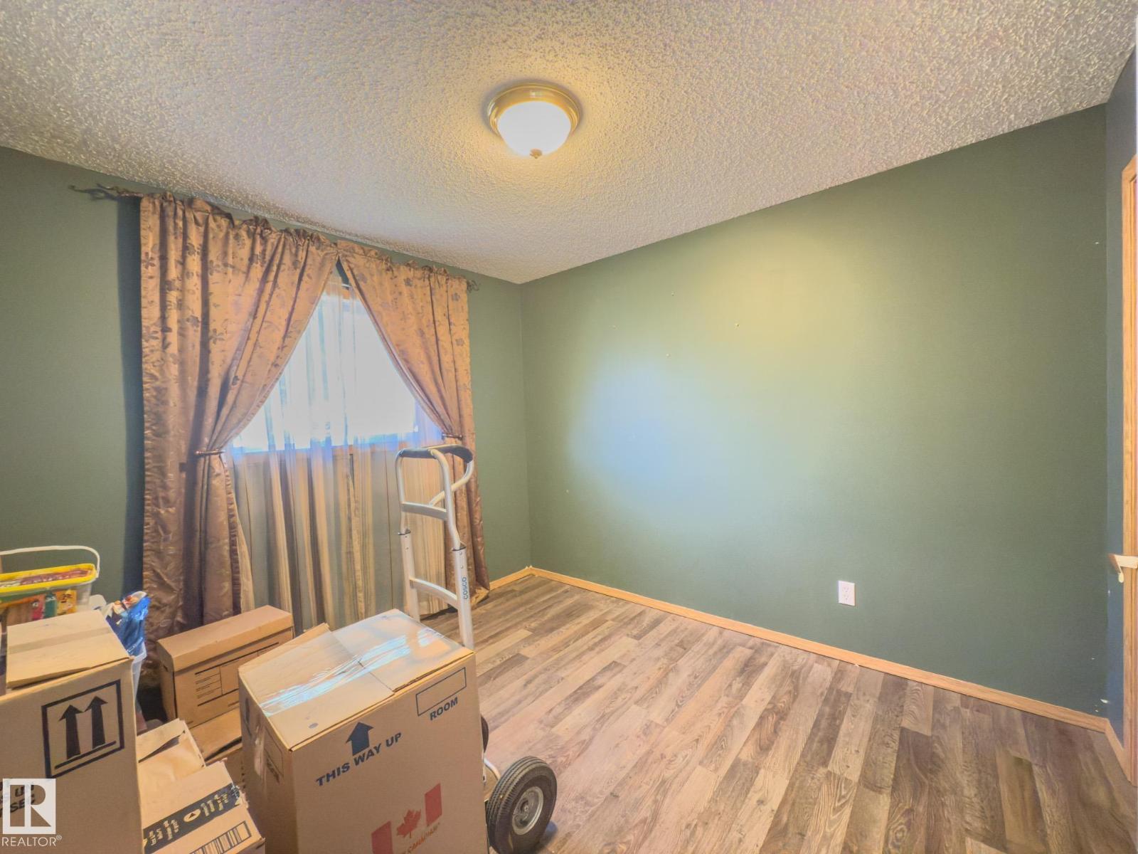 5210 50 St, Cold Lake, Alberta  T9M 1C9 - Photo 22 - E4461217