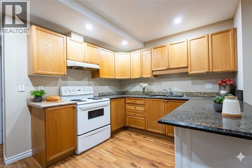 155 Elmira Road N, Guelph, Ontario  N1K 1Y9 - Photo 34 - 40776522