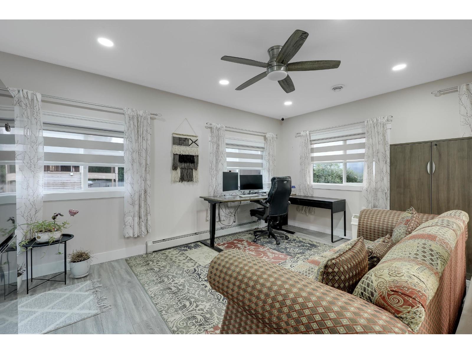 12046 84 Avenue, Surrey, British Columbia  V3W 3G3 - Photo 11 - R3055326