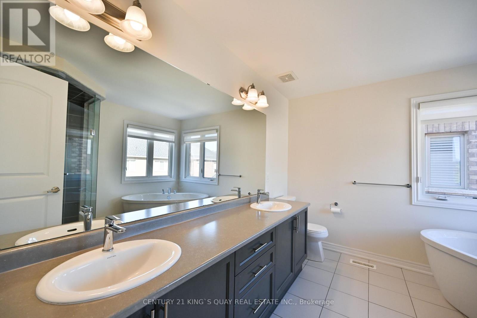 356 Hartwell Way, Aurora, Ontario  L4G 0W5 - Photo 24 - N12450363
