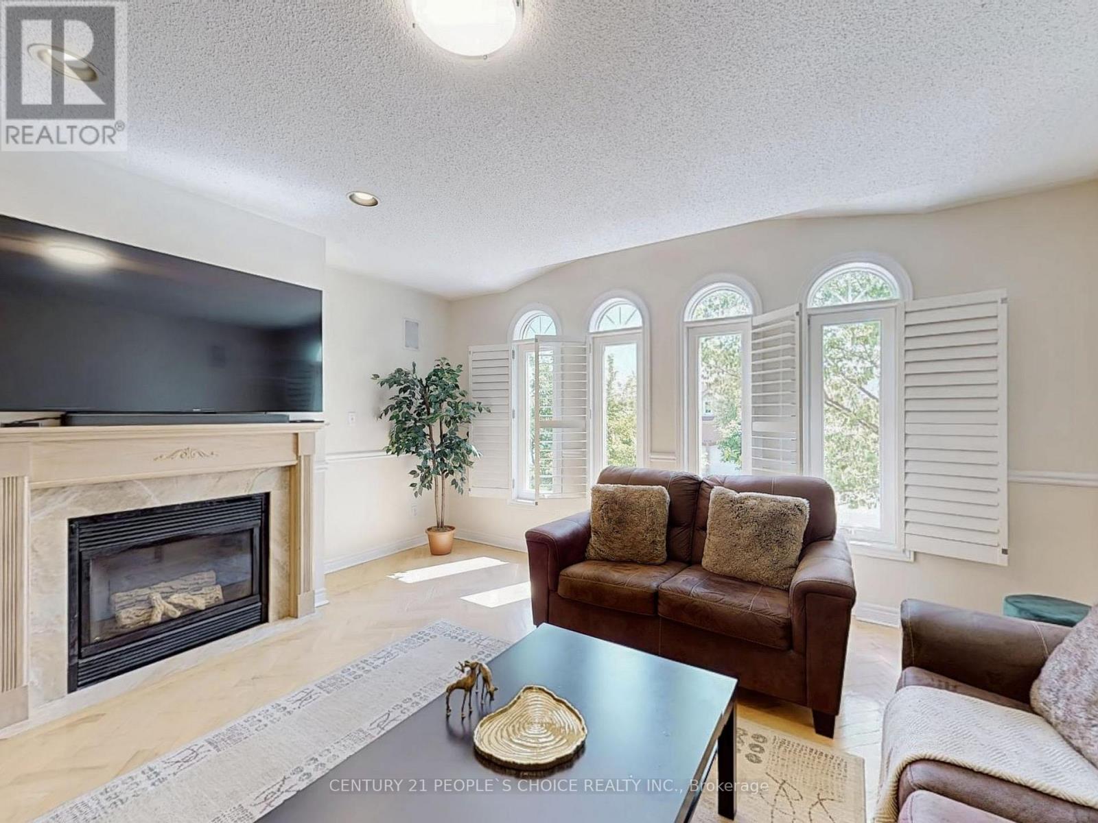 5731 Mersey Street, Mississauga, Ontario  L5V 1V7 - Photo 23 - W12449744