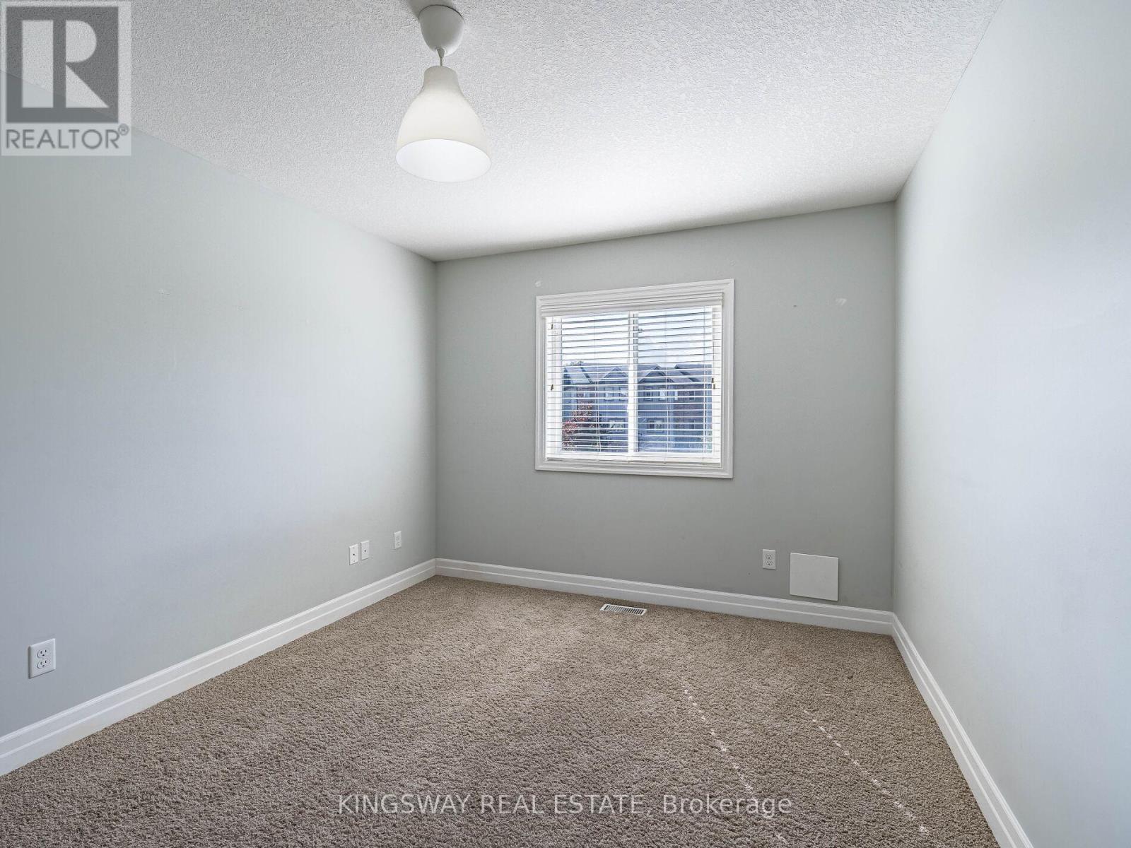 15 - 275 Old Huron Road E, Kitchener, Ontario  N2R 1P9 - Photo 27 - X12405205