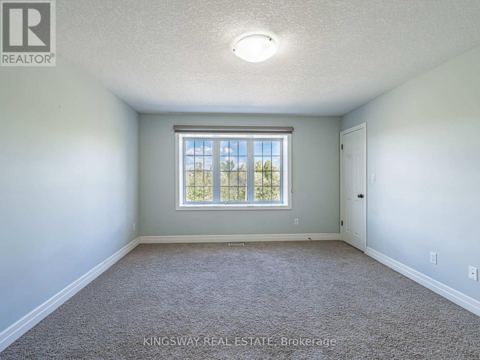 15 - 275 Old Huron Road E, Kitchener, Ontario  N2R 1P9 - Photo 34 - X12405205