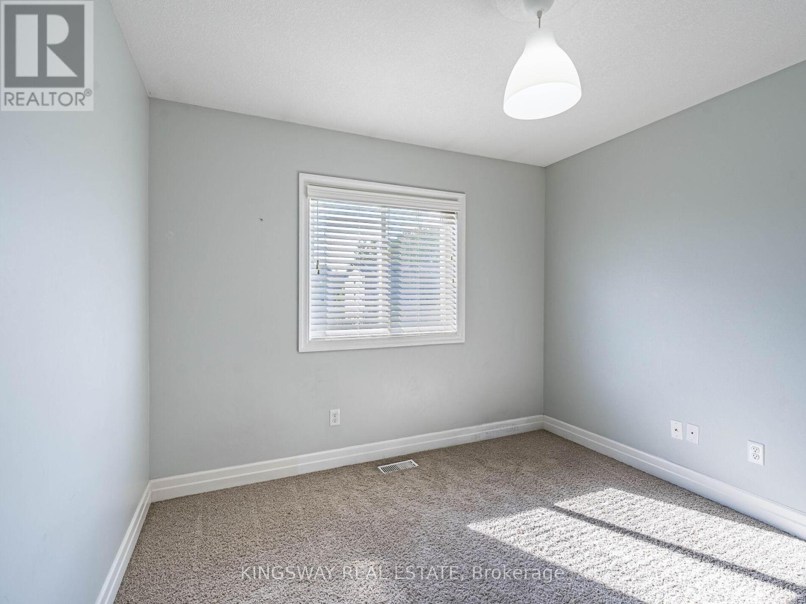 15 - 275 Old Huron Road E, Kitchener, Ontario  N2R 1P9 - Photo 31 - X12405205