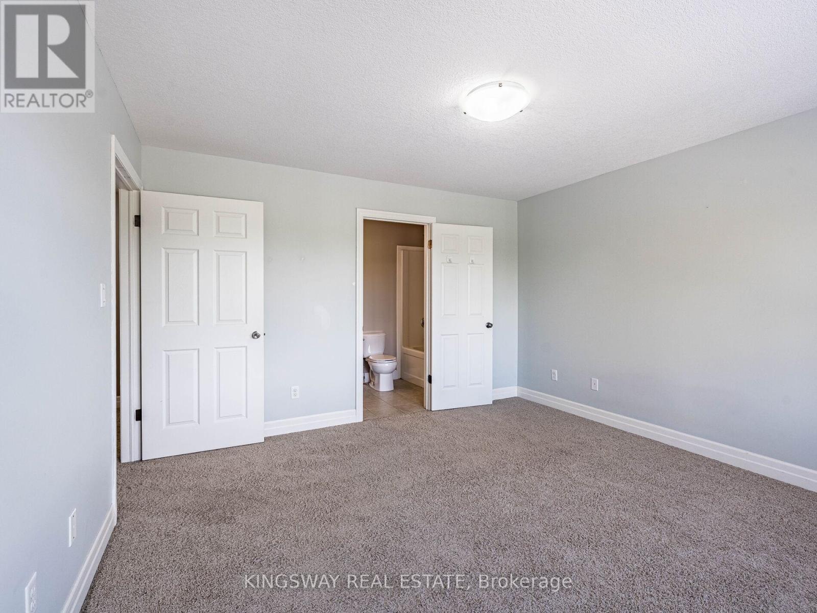 15 - 275 Old Huron Road E, Kitchener, Ontario  N2R 1P9 - Photo 36 - X12405205