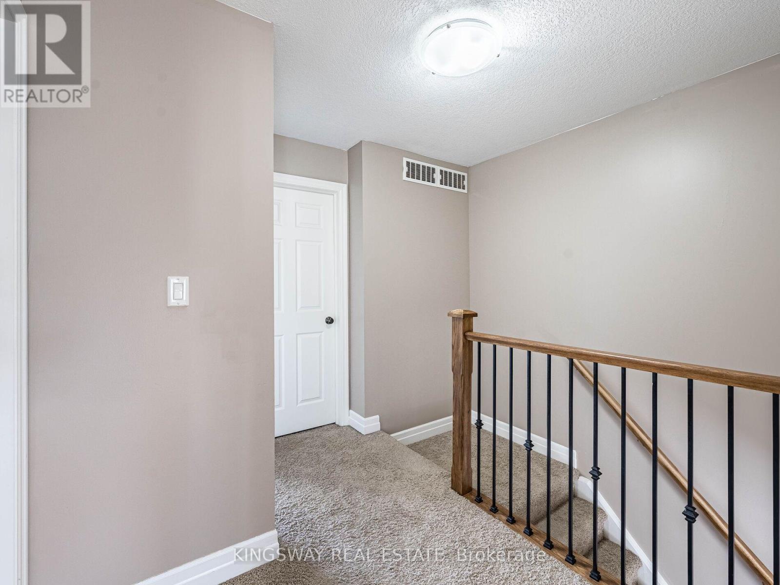 15 - 275 Old Huron Road E, Kitchener, Ontario  N2R 1P9 - Photo 42 - X12405205