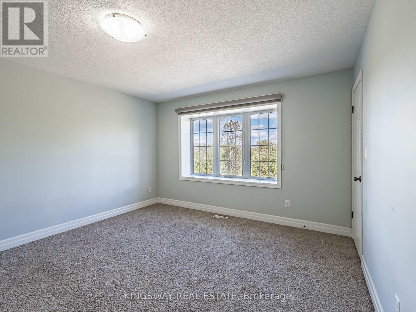 15 - 275 Old Huron Road E, Kitchener, Ontario  N2R 1P9 - Photo 33 - X12405205