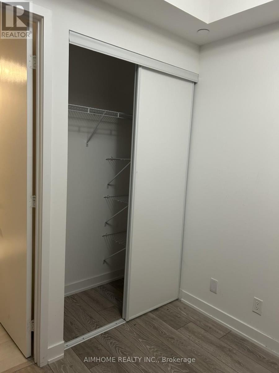 1721 - 108 Peter Street, Toronto, Ontario  M5V 0W2 - Photo 11 - C12450650