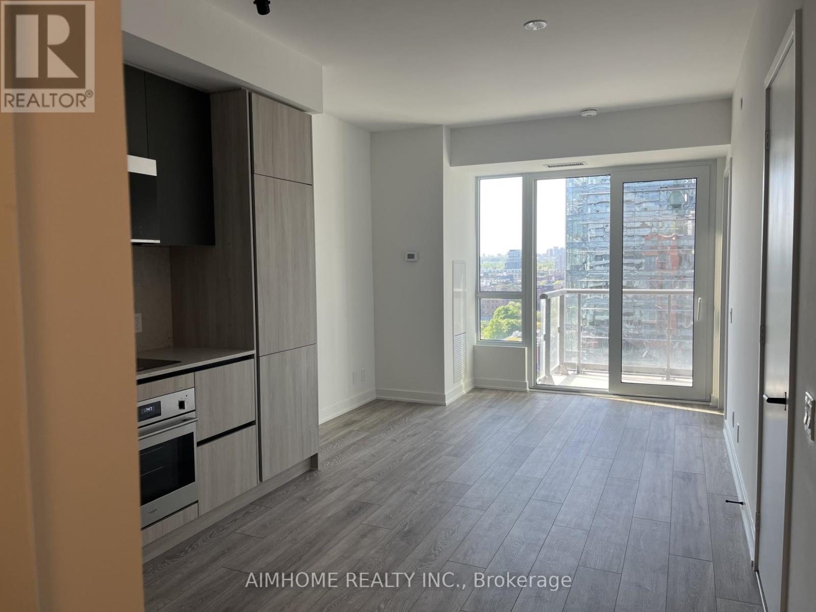 1721 - 108 Peter Street, Toronto, Ontario  M5V 0W2 - Photo 5 - C12450650