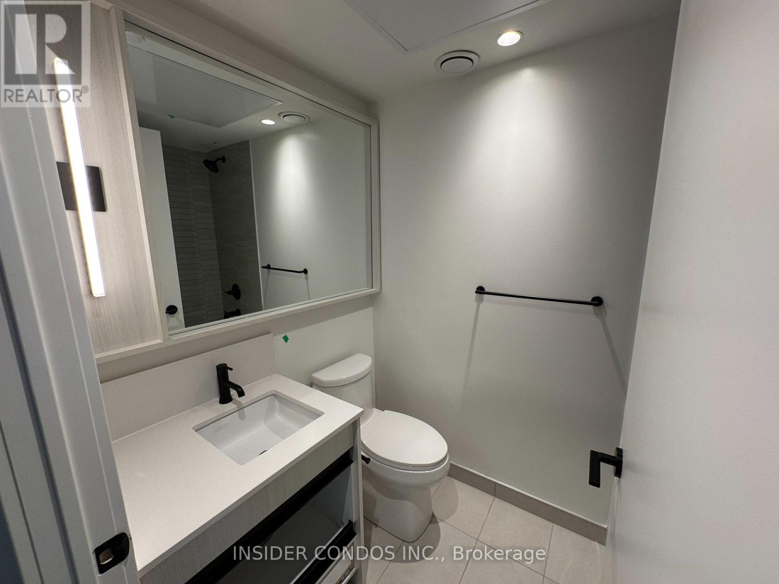 602 - 5 Lakeview Avenue, Toronto, Ontario  M6J 0H3 - Photo 5 - C12450681