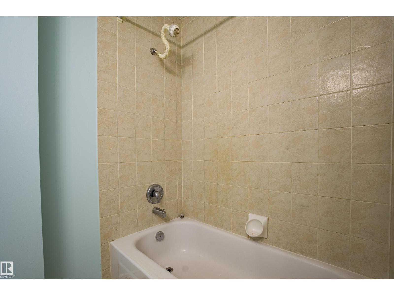 3835 47 St Nw Nw, Edmonton, Alberta  T6L 5B3 - Photo 34 - E4461220