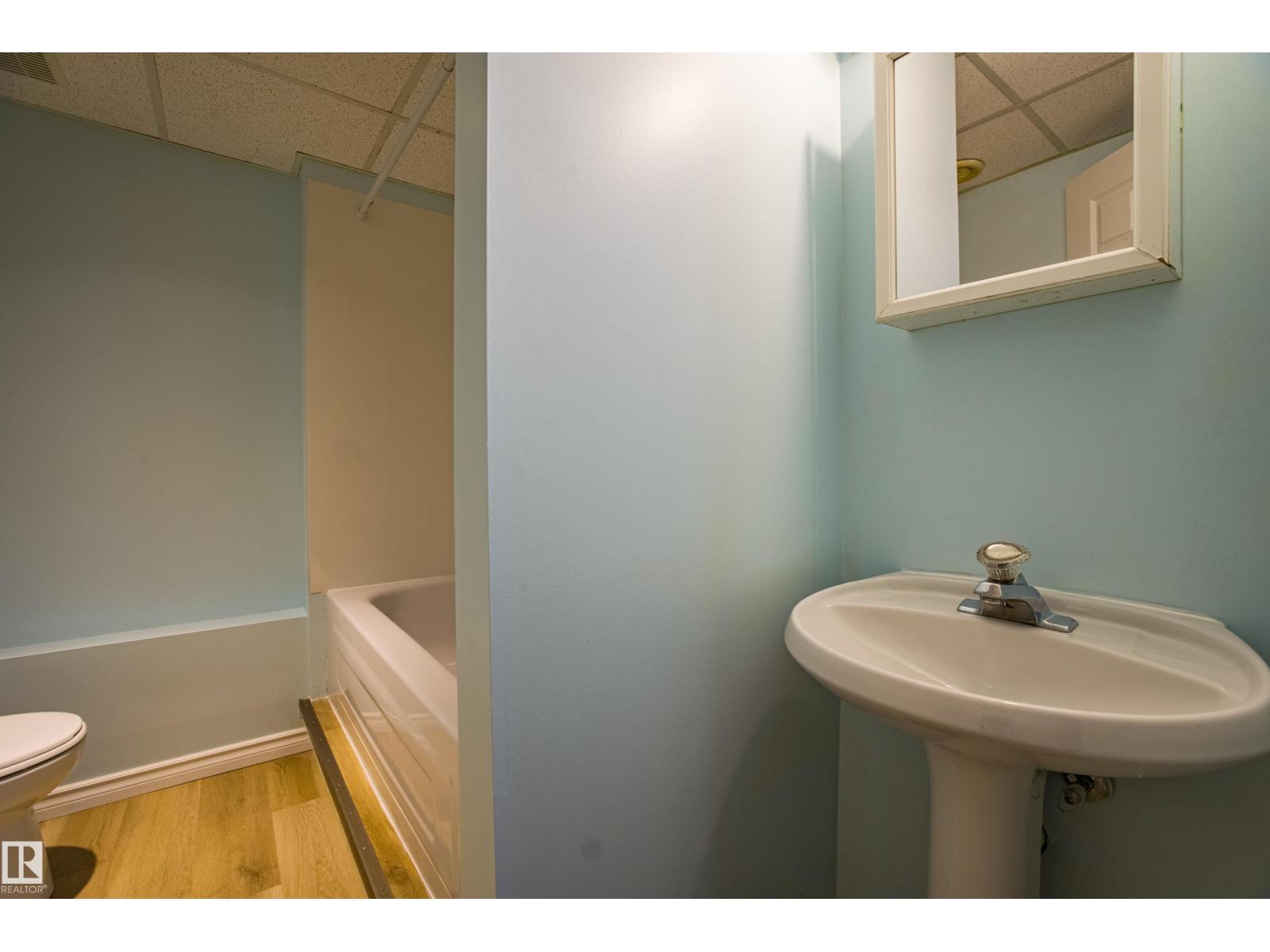 3835 47 St Nw Nw, Edmonton, Alberta  T6L 5B3 - Photo 44 - E4461220