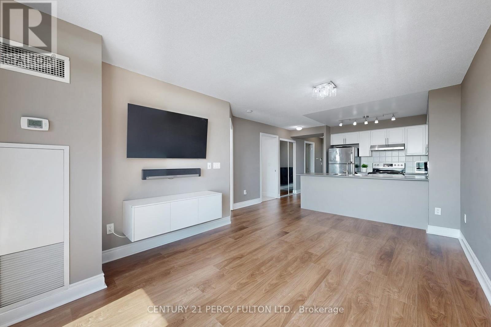 1910 - 50 Brian Harrison Way, Toronto, Ontario  M1P 5J4 - Photo 10 - E12450661