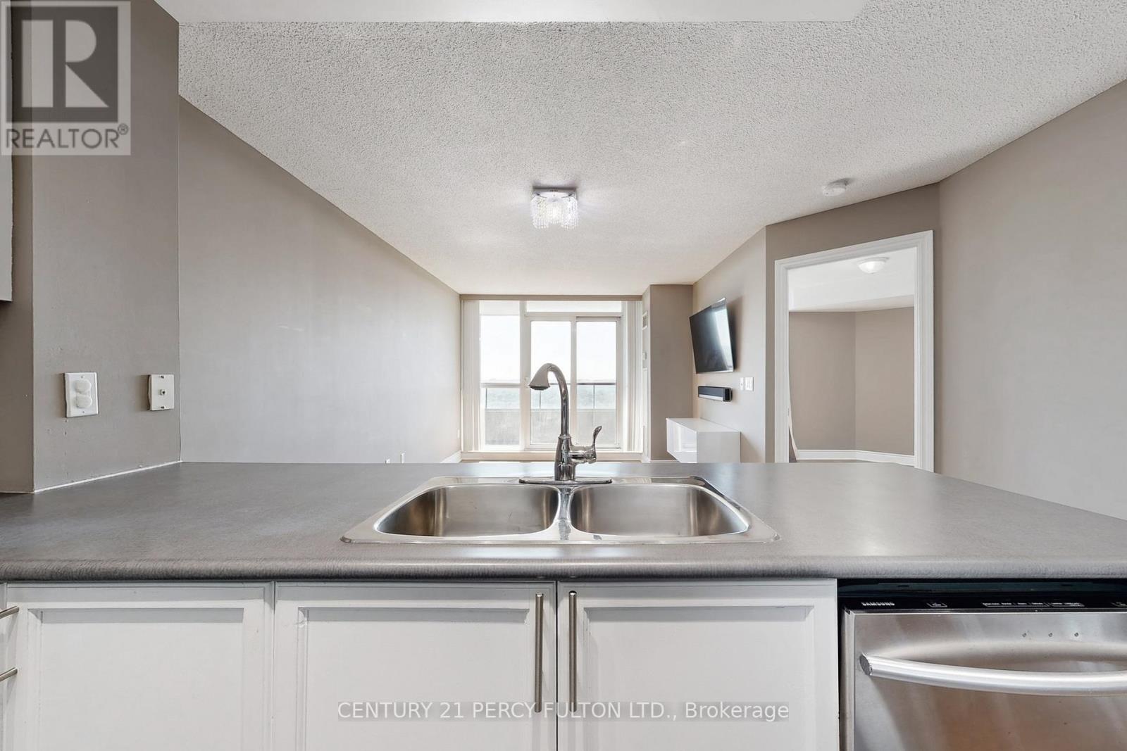 1910 - 50 Brian Harrison Way, Toronto, Ontario  M1P 5J4 - Photo 18 - E12450661