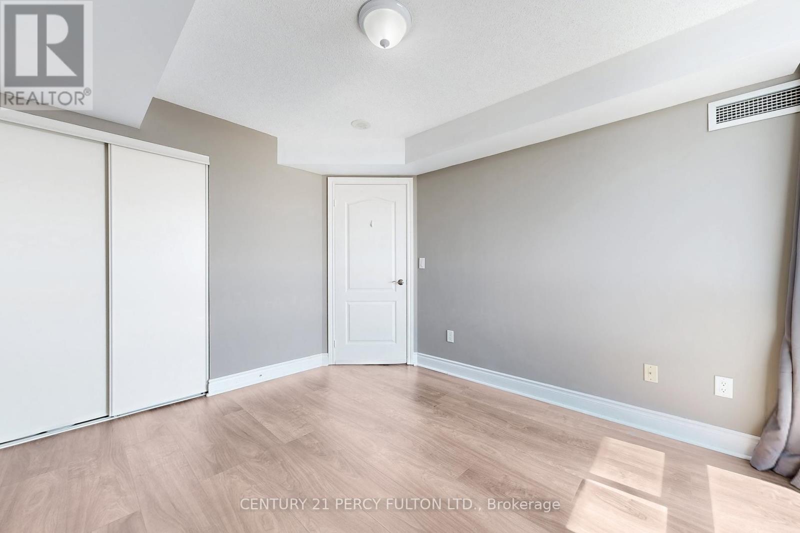 1910 - 50 Brian Harrison Way, Toronto, Ontario  M1P 5J4 - Photo 22 - E12450661