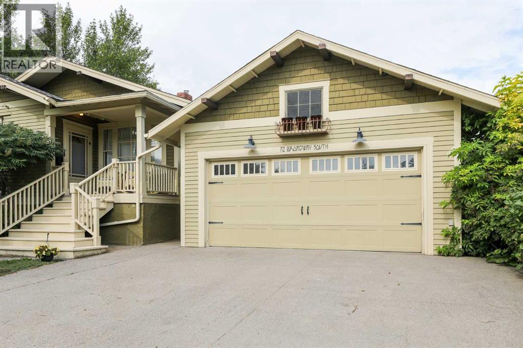 72 Broadway  S, Raymond, Alberta  T0K 2S0 - Photo 2 - A2245424