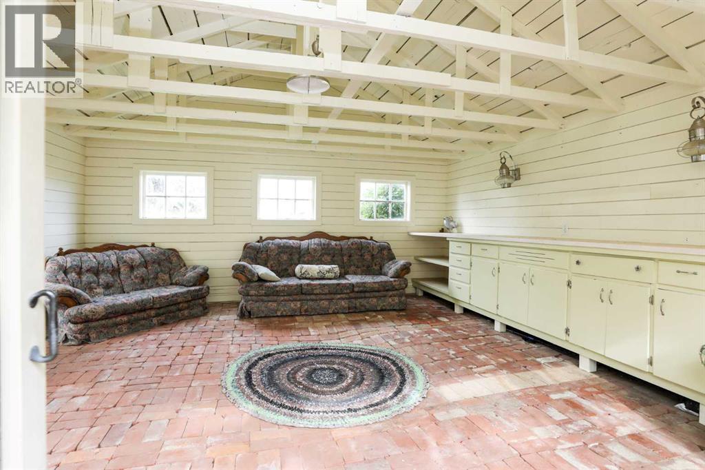 72 Broadway  S, Raymond, Alberta  T0K 2S0 - Photo 6 - A2245424