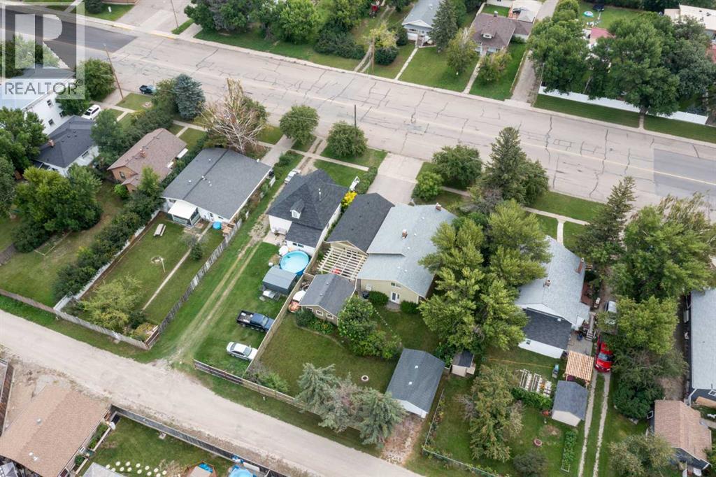 72 Broadway  S, Raymond, Alberta  T0K 2S0 - Photo 48 - A2245424
