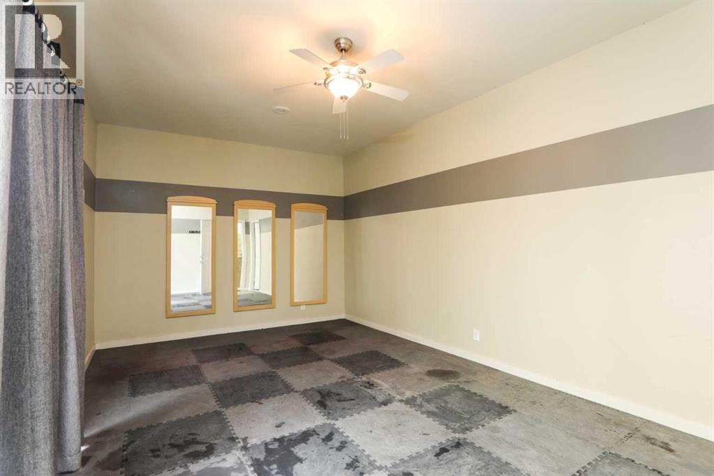 72 Broadway  S, Raymond, Alberta  T0K 2S0 - Photo 40 - A2245424