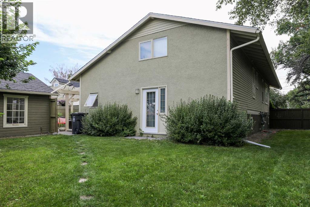 72 Broadway  S, Raymond, Alberta  T0K 2S0 - Photo 42 - A2245424