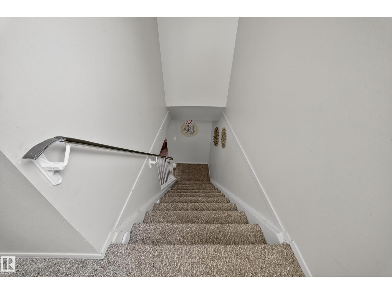 1553 Lakewood Rd W Nw, Edmonton, Alberta  T6K 2V7 - Photo 24 - E4461159