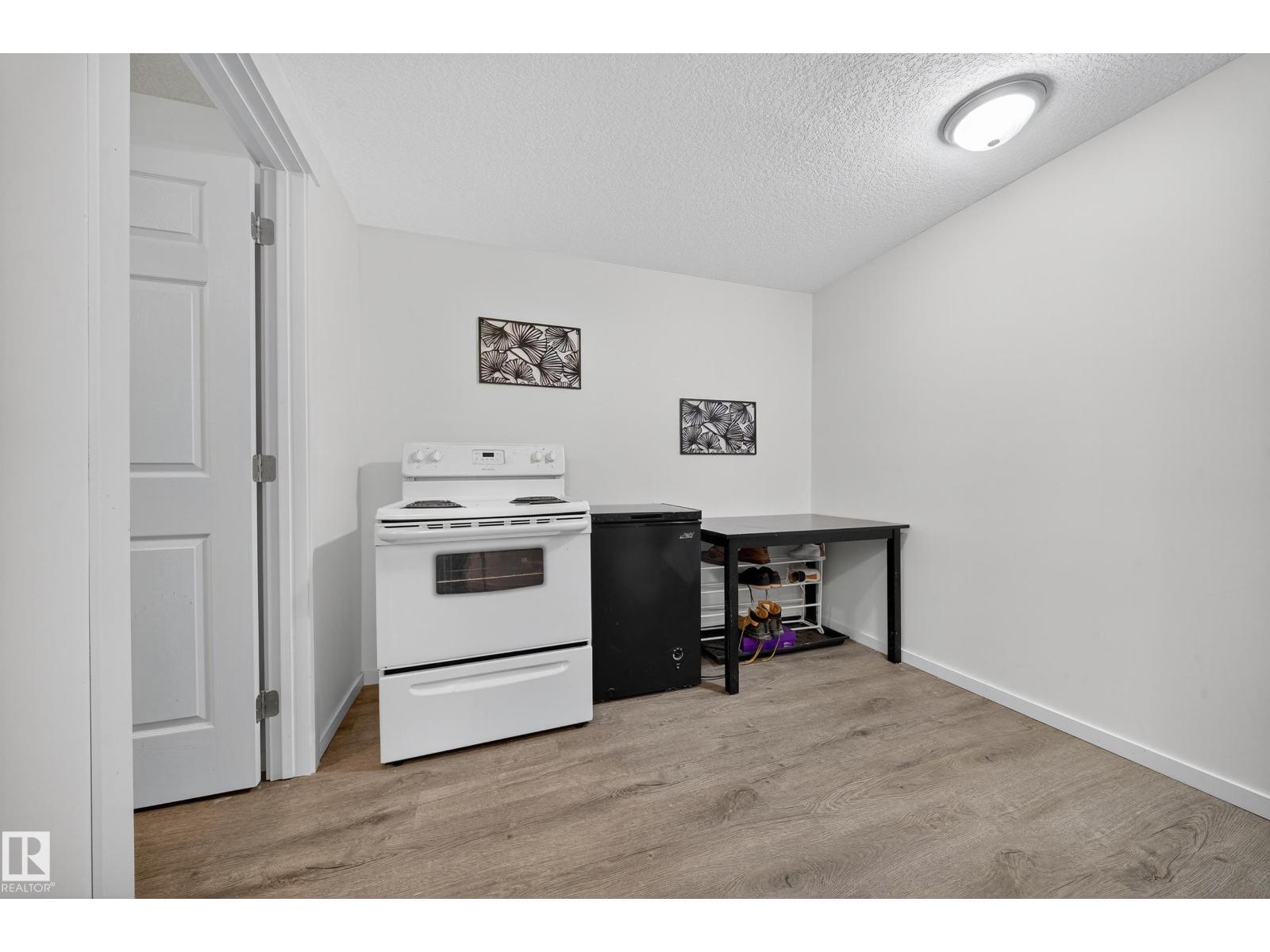 1553 Lakewood Rd W Nw, Edmonton, Alberta  T6K 2V7 - Photo 30 - E4461159