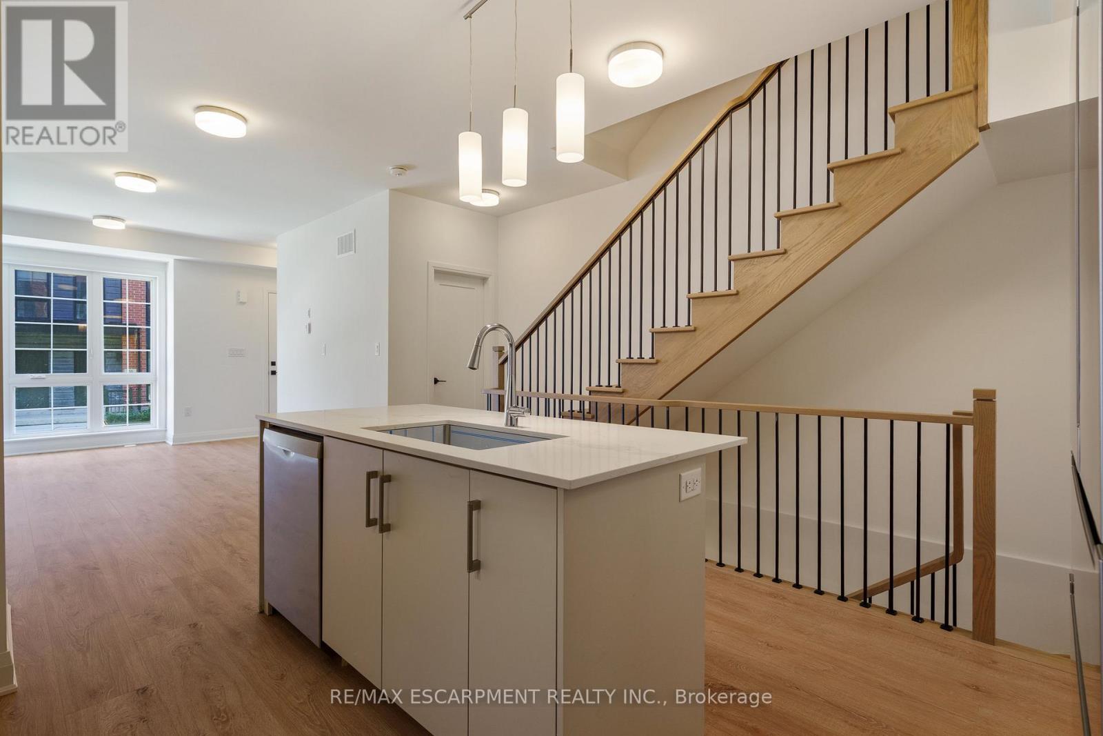 30 Burleigh Mews, Vaughan, Ontario  L4J 0M1 - Photo 20 - N12448303