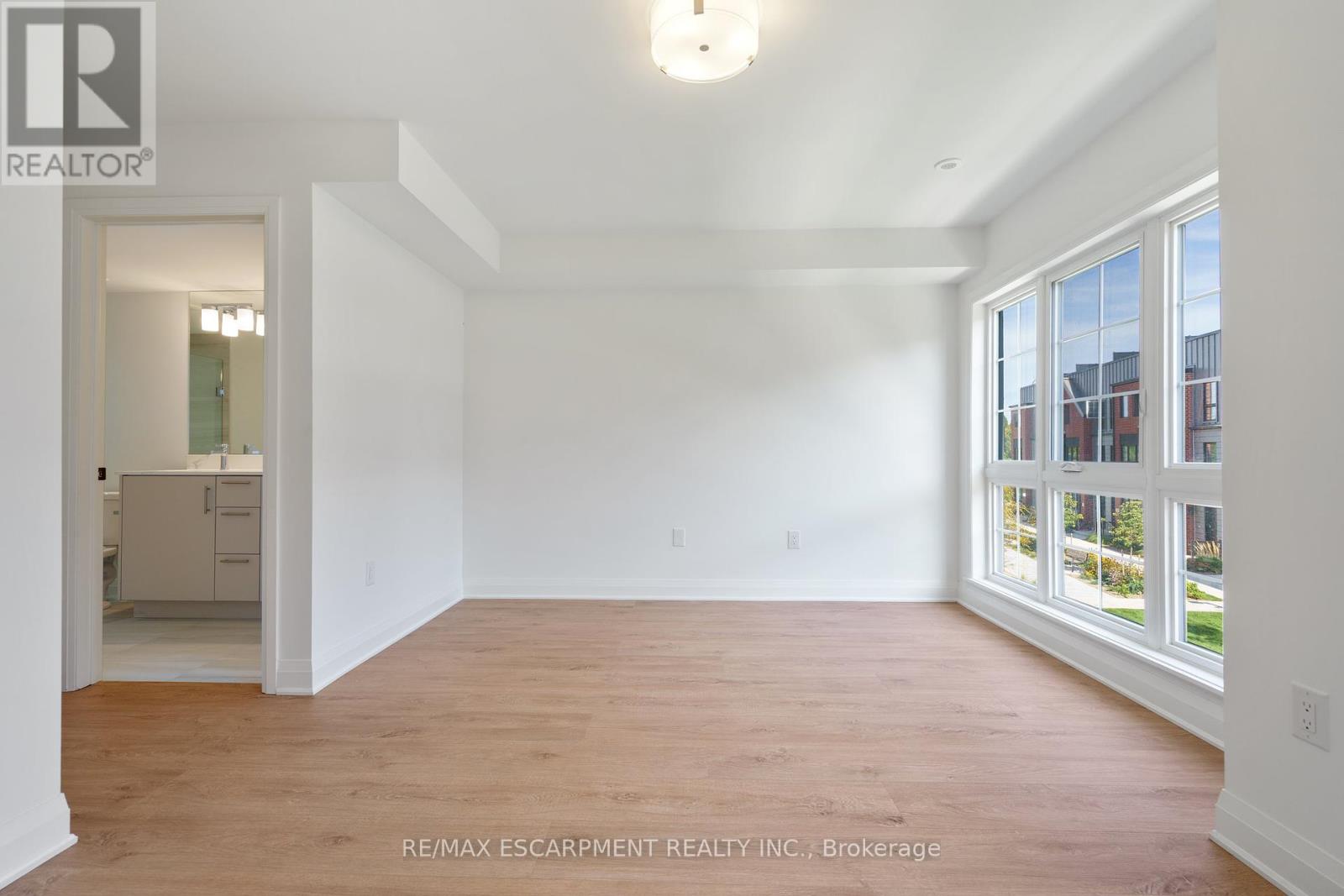 30 Burleigh Mews, Vaughan, Ontario  L4J 0M1 - Photo 23 - N12448303