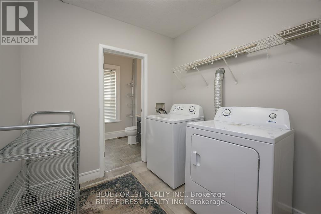 175 Sydenham Street, London East, Ontario  N6A 1W2 - Photo 17 - X12450720