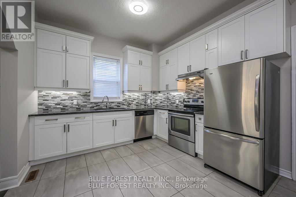175 Sydenham Street, London East, Ontario  N6A 1W2 - Photo 4 - X12450720