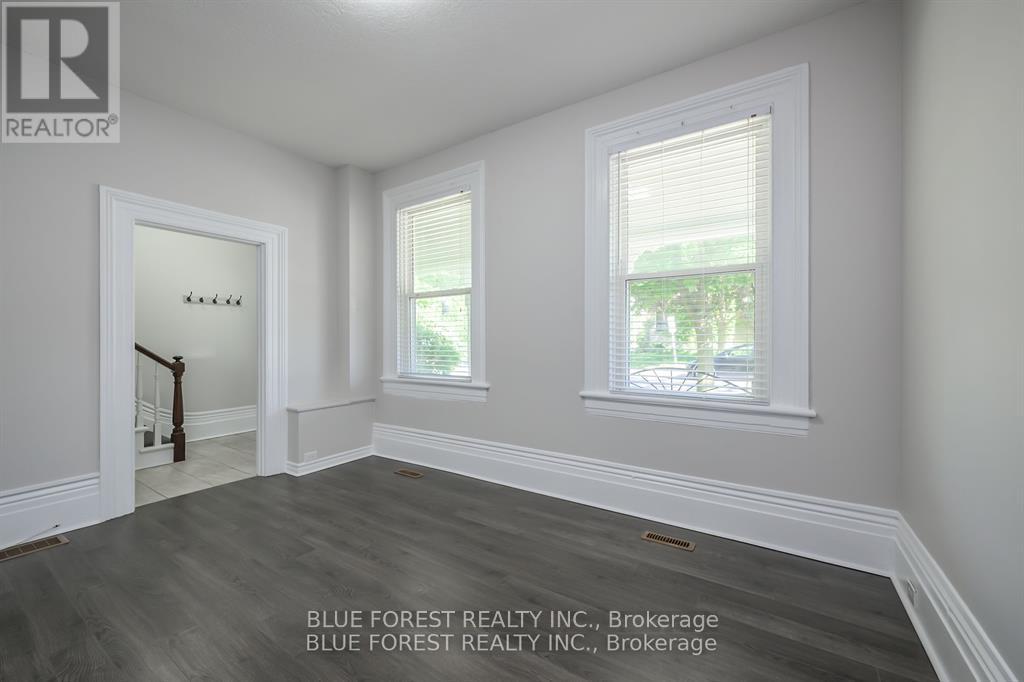 175 Sydenham Street, London East, Ontario  N6A 1W2 - Photo 9 - X12450720