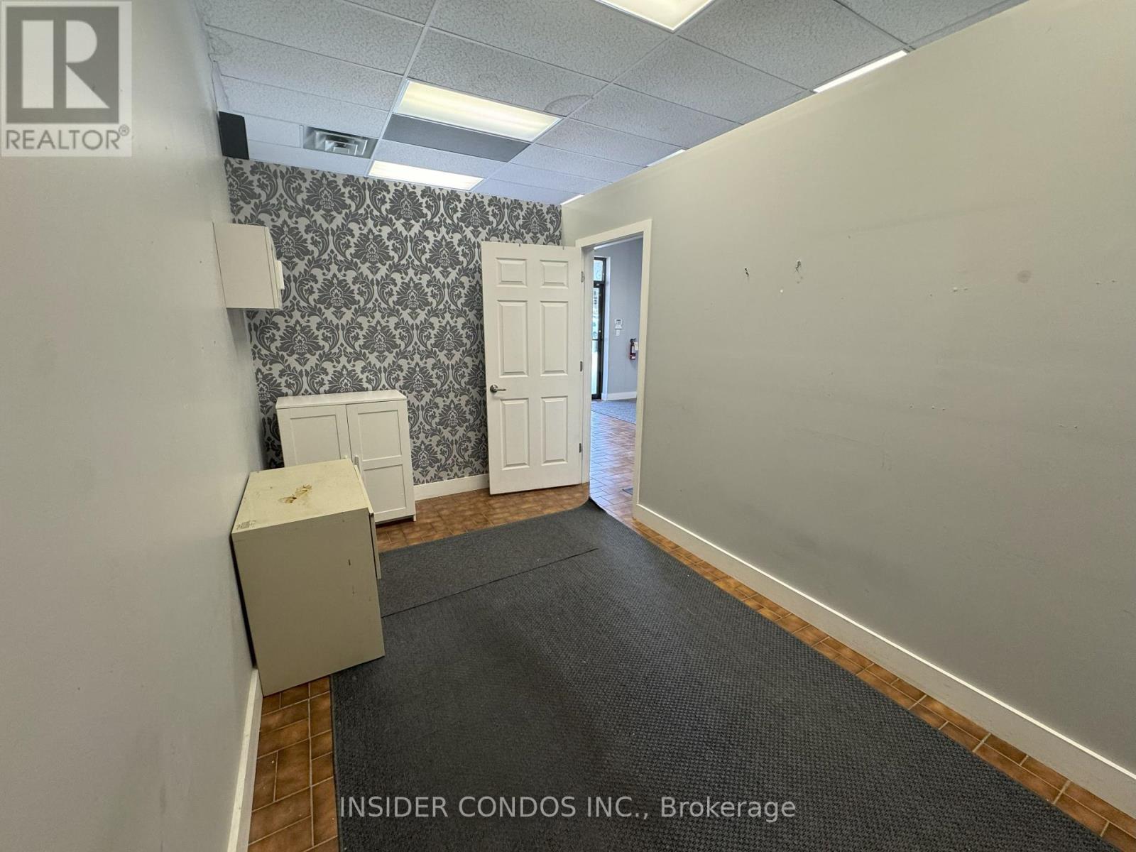 B - 15 Willis Road, Vaughan, Ontario  L4L 2S3 - Photo 10 - N12450658