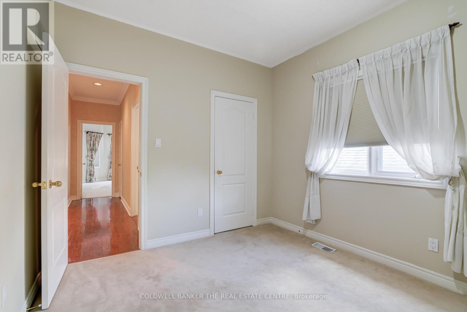206 Shaftsbury Avenue, Richmond Hill, Ontario  L4C 0E8 - Photo 29 - N12450668
